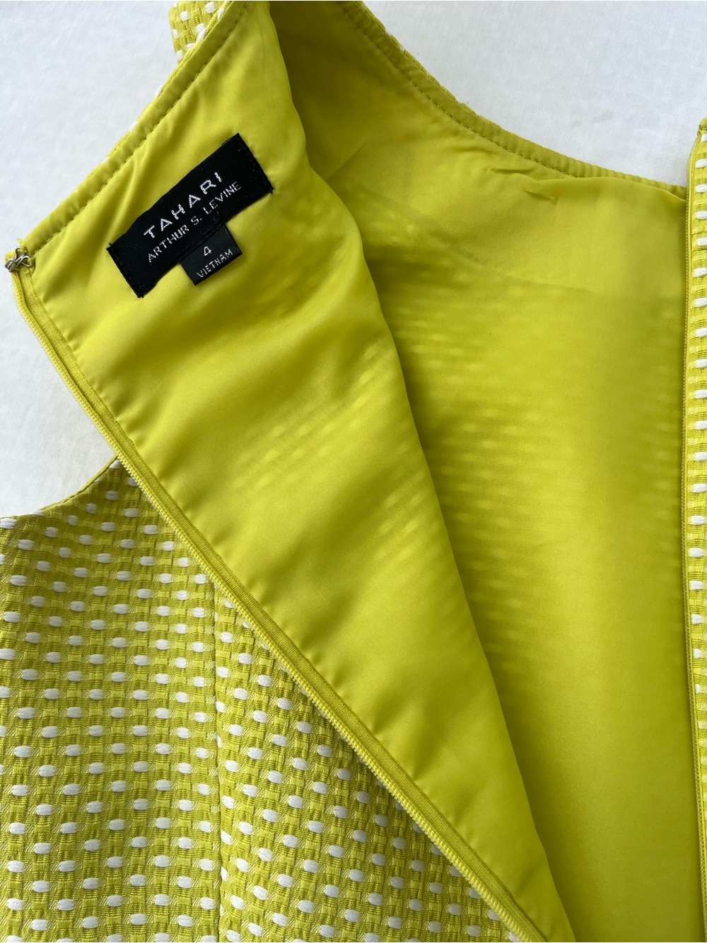 Tahari ASL Bright Chartreuse Textured Sheath Dress - Picture 8 of 9